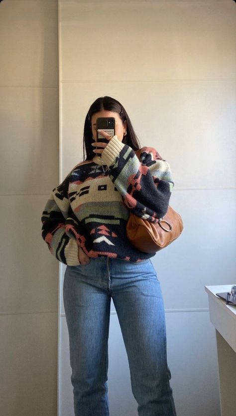 5 Best Plus Size Airport Outfits You Should Try | Chic & Aesthetic Plus Size Airport Outfits Mid Size Fall Outfits Aesthetic, Outfit Inspo Size 12-14, Fall 2023 Midsize, Fall Fits Curvy, Mid Sized Fashion Fall, Cold Weather Outfits Midsize, Plus Size Airport Outfit Winter, Midsize Outfits Winter Cold Weather, Fall Outfits Medium Size Women