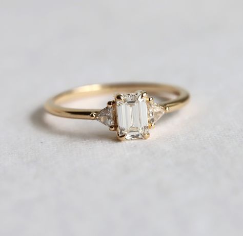 Vintage Engagement Rings Small, Diamond And Emerald Rings, Small Square Wedding Rings, Vintage Dainty Engagement Rings, Engagement Rings Gold Thick Band, Vintage Inspired Engagement Rings Art Deco Diamond, Square Engagement Rings Silver, Triangle Cut Engagement Ring, Baguette Engagement Rings