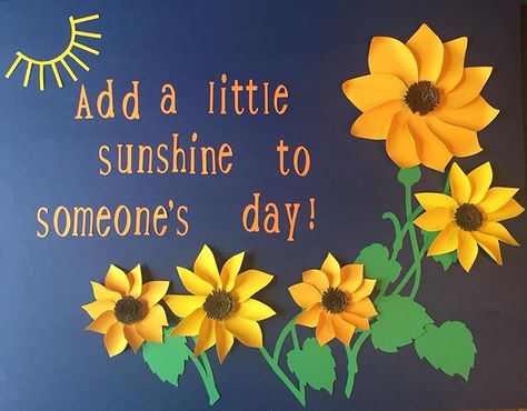 Add some sunshine to the classroom! Sunflower Bulletin Board, Office Bulletin Boards, Christian Bulletin Boards, Work Bulletin Boards, Summer Bulletin Boards, Bullentin Boards, Teacher Bulletin Boards, Spring Bulletin, Ra Bulletin Boards