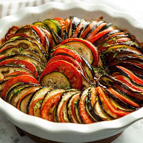 Homemade Ratatouille Recipe Authentic Ratatouille Recipe, Ratoutile Recipe, Fall Ratatouille Recipe, Rattatouie Chef, Ratatouille Video, Best Ratatouille Recipe, Ratatouille Food, Ratatouille Recept, Ratatouille Dish