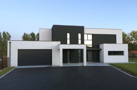 Contemporary Exterior Homes, Cube House, Contemporary House Plans, House Paint Exterior, Flat Roof, Modern House Plans, House Architecture Design, Dream House Plans, Facade House