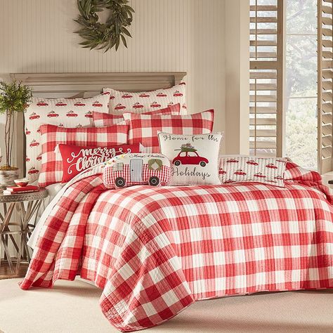 Diy Farmhouse Decoration, Gingham Quilt, King Quilt Sets, Buffalo Check Christmas, Red And White Quilts, Luxury Quilts, Christmas Bedding, Christmas Decorations Bedroom, Christmas Bedroom