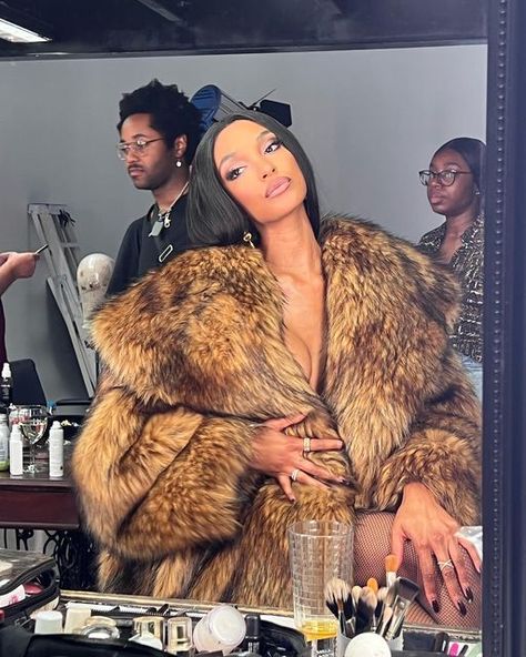 Jourdan Dunn on Instagram: "BTS FOR BITCHES thank you so much @dsachon for having me be a part of this, to the best stylist @justinplz and the wonderful glam team @terrybarberonbeauty @oskarperahair @mariamakeupartist. Had me in my Leo element for this one 🦁" Leo Element, Glam Team, Fox Fur Coat, Fake Fur, Stinger, Fur Fashion, Glam Fashion, Model Life, Petite Fashion