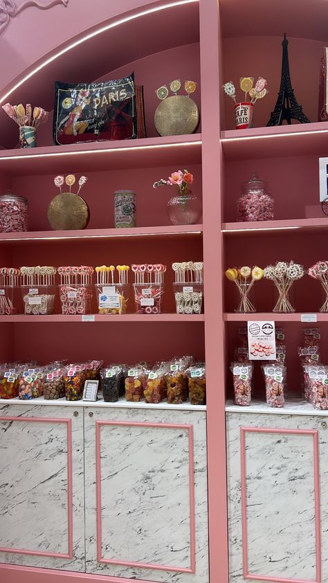 Vintage Candy Store Aesthetic, French Candy Shop, Modern Candy Shop, Pink Store Aesthetic, Candy Store Aesthetic, Candy Shop Aesthetic, Candy Store Design, French Candy, Aesthetic Store