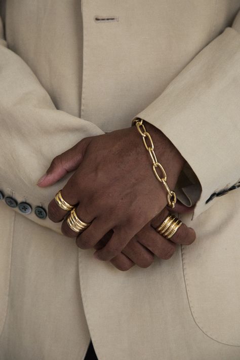 Jewelry Photoshoot, Mens Gold Jewelry, Mens Accessories Jewelry, Jewelry Photography, Gold Bracelet Chain, Brass Chain, Gold Plated Chains, Bracelet Sizes, Bracelet Designs