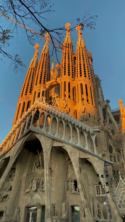 Romantic travel destinations Barcelona Museums, Barceloneta Beach, Parc Guell, Spain Aesthetic, Air Museum, Amalfi Coast Italy, Barcelona Travel, Europe Summer, Dream Travel Destinations