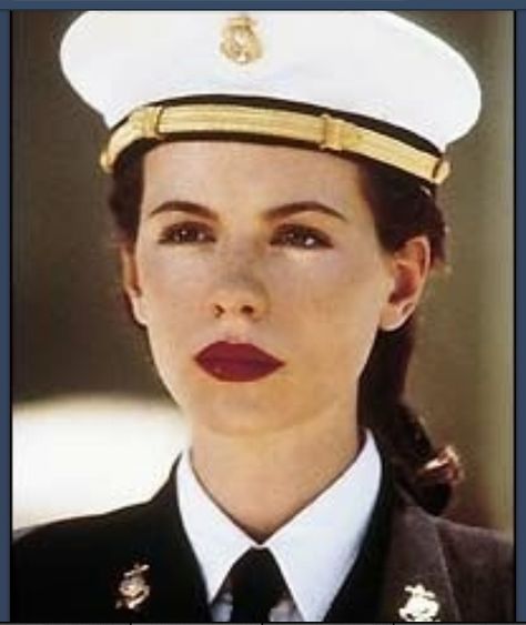 Evelyn Evelyn Pearl Harbor, Pearl Harbour Movie, 1940s History, Evelyn Johnson, Pearl Harbor Movie, Pearl Harbour, Celebrity Film, Pearl Harbor, Kate Beckinsale