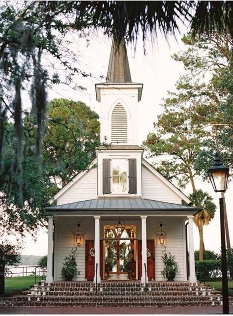 What a beautiful chapel for someone's wedding. It's in Palmetto Bluff, South Carolina. Palmetto Bluff Wedding, Bluff Wedding, Country Churches, Old Country Churches, Palmetto Bluff, Church Pictures, Take Me To Church, Old Churches, Country Church