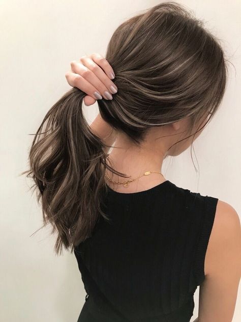 Asian Hair Dye, Asian Hair Highlights, Hair Color Asian, Beige Hair, Black Hair Balayage, Korean Hair Color, Hair Color Underneath, Ash Hair Color, Brown Hair Inspo