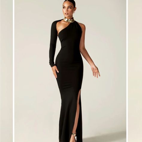 Reposhing This Item I Purchased. Loved It, But Unfortunately Too Big For Me! Questions? Leave A Comment Below! Club Outfits For Women, One Sleeve Dress, Maxi Gown Dress, Split Maxi Dress, Bodycon Maxi Dresses, Slim Dresses, Style Maxi Dress, Club Outfits, Glamorous Evening Gowns