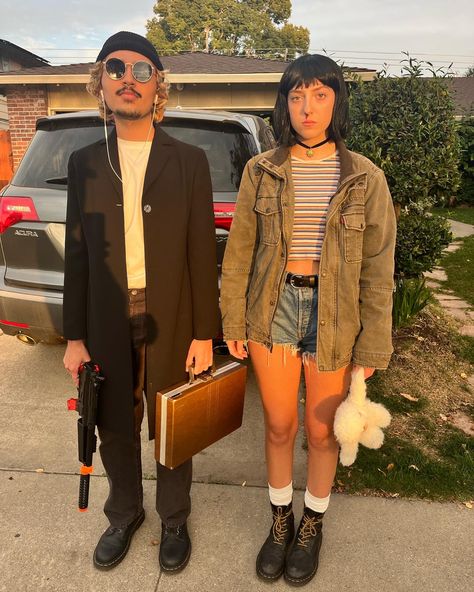 Indie Couple Costumes, Indie Film Halloween Costume, Indie Movie Halloween Costumes, Duo Movie Character Costumes, Indie Costumes, Halloween Couple Ideas Costumes, Leon The Professional Costume, Donnie Darko Halloween Costume, Indie Couples Costumes