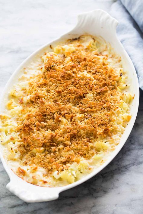 Cauliflower Gratin ~ Cheesy cauliflower gratin with nutty Gruyere cheese, sautéed leeks, and butter toasted breadcrumb topping! ~ SimplyRecipes.com #french #vegetarian #cauliflower #gruyere Sautéed Leeks, French Vegetarian, Cauliflower Gratin Recipe, Breadcrumb Topping, Vegetables Dishes, Delicious Sides, Cauliflower Gratin, Vegan Kids Recipes, Cauliflower Dishes