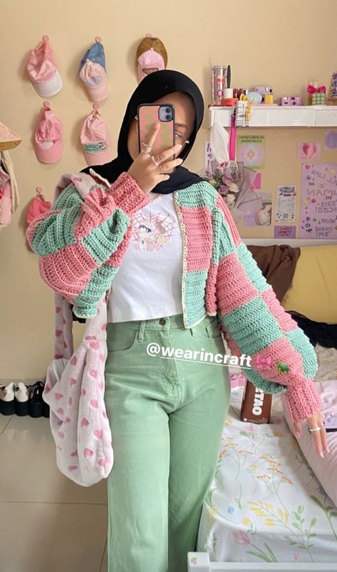 Simple Outfits Hijab, Cropped Outfits, Outfit Hijab Casual, Muslim Outfits Casual, Muslim Fashion Hijab Outfits, Hijabi Fashion Casual, Pastel Outfit, Casual Hijab Outfit, Hijabi Outfits Casual