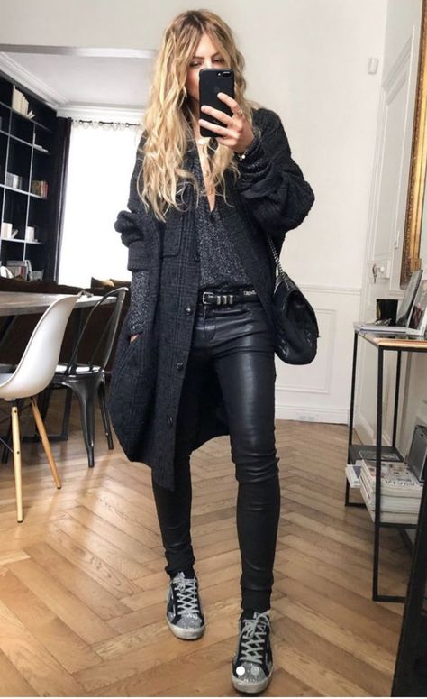 Boho Rocker Chic, Spy Style, Melanie Auld, Rocker Chic Style, Street Style Outfits Casual, Boho Rocker, Beauty Inspo, Wardrobe Tips, Nice Style