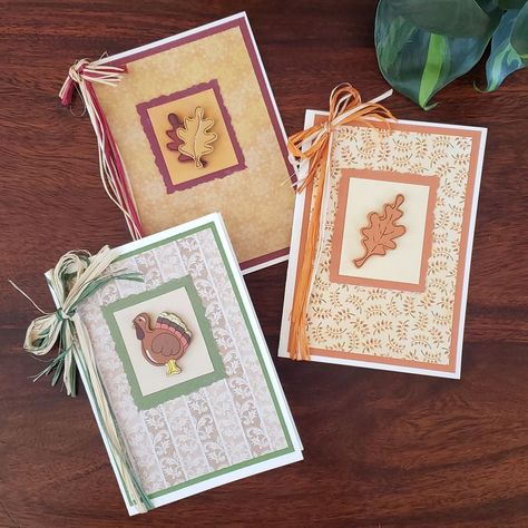 Thanksgiving Homemade Cards, Napkin Cards, Fall Cards Handmade, Thanksgiving Cards Handmade, Designer Paper Cards, Wood Leaf, Fall Greeting Cards, Old Greeting Cards, Autumn Tones