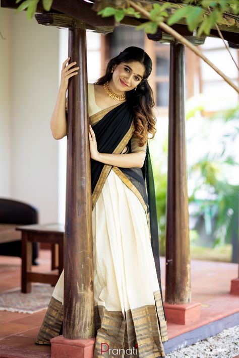 Half Saree Designs Simple, Desi Traditional, Onam Outfits, Sari Skirt, Simple Frock Design, Simple Frocks, Casual Indian Fashion, Half Saree Designs, Saree Designs Party Wear