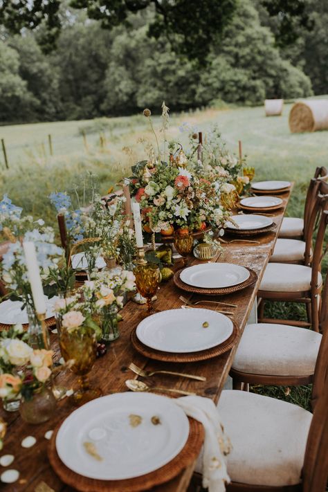 Vintage Place Settings Wedding, Harvest Moon Wedding Theme, Vintage Cottage Wedding, British Garden Wedding, Harvest Table Wedding Decor, Litha Wedding, Vintage Garden Party Wedding, Harvest Moon Party, Marshwood Manor