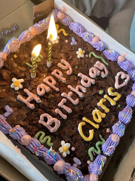 Birthday Brownies Decoration, Brownie Birthday Cake Ideas, Brownie Cake Decoration, Brownie Cake Birthday, Brownie Decorating Ideas, Brownie Birthday Cake, Birthday Brownie, Decorated Brownies, Birthday Cake Brownies