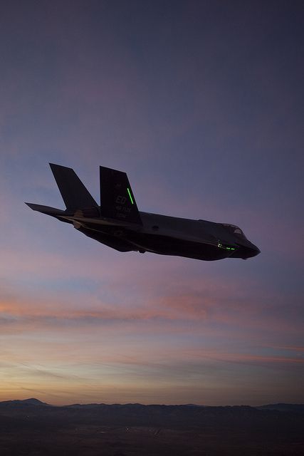 Edwards Air Force Base, Test Pilot, Jet Fighter Pilot, F 35 Lightning Ii, Us Military Aircraft, Military Aesthetic, Airplane Wallpaper, Military Wallpaper, Army Pics