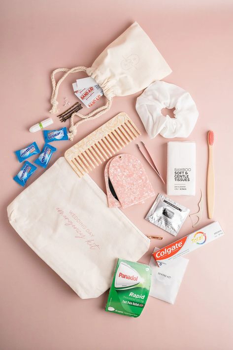 Avoid wedding day disasters with a Wedding Day Emergency Kit! Use our handy checklist to put one together - we promise it'll be a lifesaver! Emergency Kit Checklist, Mini Emergency Kit, Bride Emergency Kit, Wedding Day Emergency Kit, Wedding Emergency Kit, Wedding Day Cards, Wedding Kit, Wedding Mementos, Bachelorette Party Planning