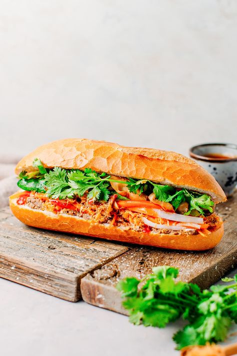 Vegan Banh Mi, Vegan Pate, Street Food Business, Vietnam Tour, Sautéed Mushrooms, Vegan Mayonnaise, Breakfast Choices, Vegan Beans, Vegan Sausage