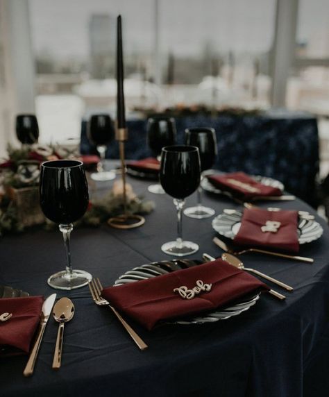 Burgundy Napkins, Gold Candle Stick Holders, Black Wedding Table, Navy Tablecloth, Black Wine Glasses, Gold Laser Cut, Dark Wedding Theme, Black Tablecloth, Tafel Decor