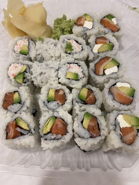 My Healthy Dish - California Roll, Philadelphia Roll and... Philadelphia Rolls, Philadelphia Roll Sushi, Sushi California Roll, Philadelphia Roll, My Healthy Dish, California Roll Sushi, California Rolls, Salmon Roll, Roll Sushi