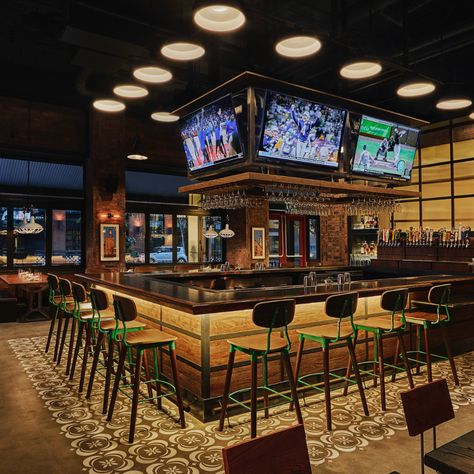 Take in the very best of baseball season at @nasonsbeerhall, located at @pendrysandiego hotel. ⁠
⁠
Wall-to-wall TVs capture every play, cold beer is on tap all day long, and America’s Number One ballpark is just blocks away. Watch the Marlins take on the Padres, July 5-7 at Petco Park. ⁠
⁠
Book your stay: https://www.pendry.com/san-diego/offers/ Sport Bar Design, Sports Pub, Craft Beer Bar, Beer Hall, Best Rooftop Bars, Bar Games, Beer Bar, Best Craft, Sports Bar