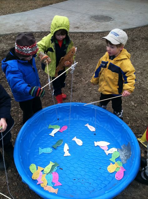 DIY paper fish with paper clips, then fill a kiddy pool with them and make fishing poles with magnets on them. Great for fine motor, for an outdoor or indoor activity and a way to talk about fishing and where our food comes from! Carnival Fishing Game, Kiddy Pool, Fishing Games For Kids, Camping Theme Preschool, Carnival Games For Kids, Pool Party Games, Diy Carnival, Fish Activities, Fishing Diy