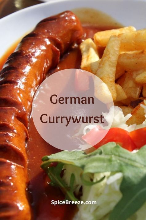 German Currywurst with extra curry powder A Dish With Its Own Museum The Currywurst might be the only street food worldwide that is honored with a dedicated museum, the Currywurst Museum in… Currywurst Recipe, French Fry Sauce, French Fried Potatoes, Vegetable Puree, Cabbage Salad, Curry Sauce, European Food, Curry Powder, New Flavour