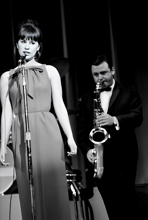 Wake Me Up When It's Godard's 1960s Paris — Astrud Gilberto e Stan Getz, 1964 Michele Carey, Astrud Gilberto, Francesco Scavullo, Sherilyn Fenn, George Hurrell, Ike And Tina Turner, David Byrne, Isabelle Adjani, Take The High Road