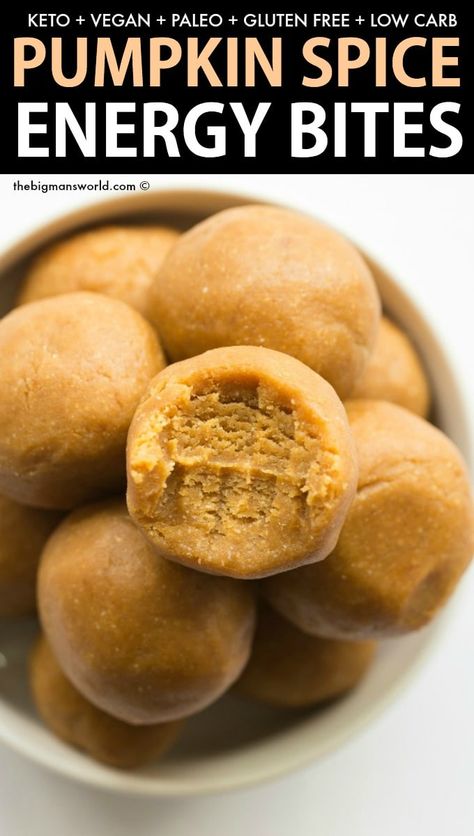 Pumpkin Protein Balls, Fitness Snacks, Energy Balls Recipe, Fat Bomb Recipes, No Bake Pumpkin, Pumpkin Protein, Bake Pumpkin, Energy Bites Recipes, Low Carb Low Fat Recipes