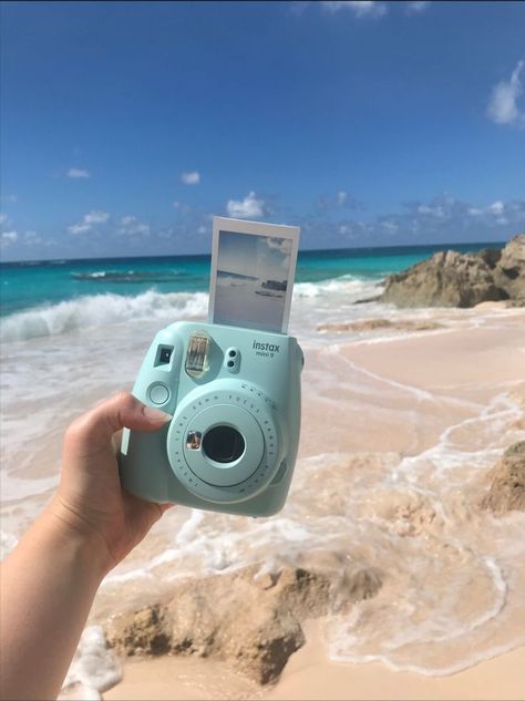 Instax Aesthetic, Polaroid Camera Ideas, Instax Mini Ideas, Instax Mini 12, Instax Mini Camera, Instax Mini 9, Foto Disney, Instax Camera, Polaroid Photography