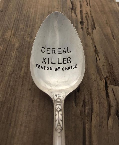 Cereal Killer, Crazy Funny Memes, Really Funny Memes, Funny Anime Pics, Funny Laugh, Funny Images, Funny Gifts, Really Funny, Hand Stamped