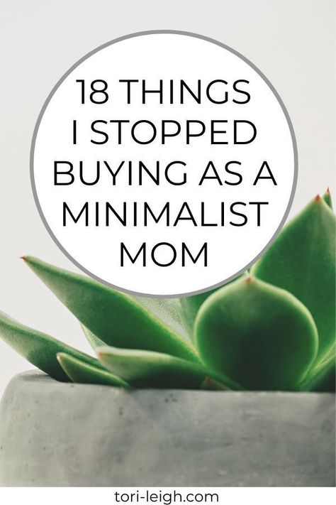 minimalism | minimalist home | how to be minimalist | minimalist mom | simple living | tips to becoming minimalist | minimalism lifestyle inspiration | minimalism with kids | #minimalist #minimalist #minimalistmom #momlife Minimalist Mom Aesthetic, How To Be More Minimalist, Minamilism Interior Design, Minimalism With Kids, Japanese Minimalism Lifestyle, Spiritual Minimalism, Minimalism Home Interior, Japanese Minimalism Interior, How To Be Minimalist