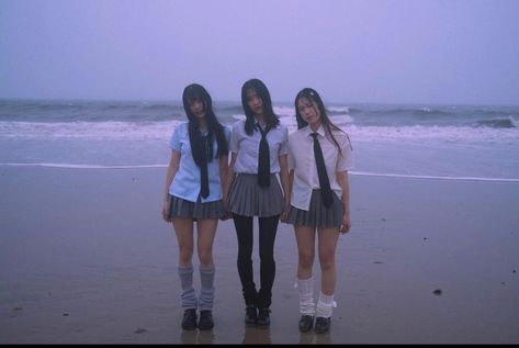 Rule Of Thirds, Japan Aesthetic, Aesthetic Japan, School Uniforms, Japanese Aesthetic, Cinematic Photography, June 22, Pose Reference Photo, Film Aesthetic