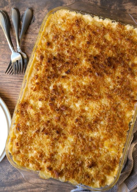 Creamy Mac and Cheese w/Ritz Cracker Topping - That's Deelicious! Yard House Mac And Cheese Recipe, Baked Mac And Cheese Recipe, Cracker Toppings, Pumpkin Mac And Cheese, Making Mac And Cheese, Ritz Cracker, Queso Cheddar, Yard House, Creamy Mac And Cheese