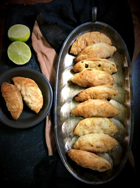 These chickpea and kale stuffed empanadas are savory and delicious and the perfect food to munch on for a snack or a meal. Stuffed Empanadas, Vegan Starters, Vegan Sausage, Puff Pastry Sheets, Pastry Sheets, Vegan Appetizers, Raw Vegan Recipes, Holy Cow, Vegan Baking