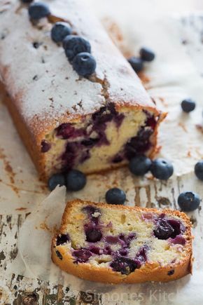 Blueberry Yoghurt Cake Blueberry Yogurt Cake, Lemon Blueberry Pound Cake, Donna Hay Recipes, Blueberry Pound Cake, Yoghurt Cake, Blueberry Bread, Yogurt Cake, Gateaux Cake, Blueberry Cake