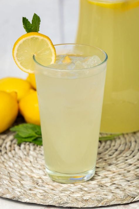 How To Make Cordial, Lemon Cordial Recipe, Scottish Scran, Cordial Recipe, African Recipes, South African Recipes, African Food, How To Squeeze Lemons, Cordial