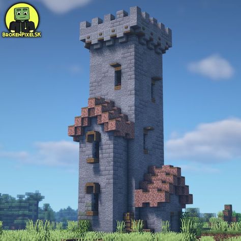 A Castle Tower in Minecraft! Minecraft Castle Tower, Tower In Minecraft, Medieval Guard, Simple Castle, Minecraft Castle Designs, Guard Tower, Rumah Minecraft Sederhana, Minecraft Structures, Minecraft House Plans