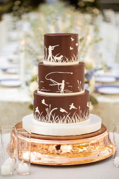 Hunter Wedding Cake, Duck Hunting Cakes, Grooms Cake Hunting, Hunting Wedding Cake, Hunting Birthday Cakes, Groomsman Cake, Grooms Table, Hunting Cake, Deer Cakes