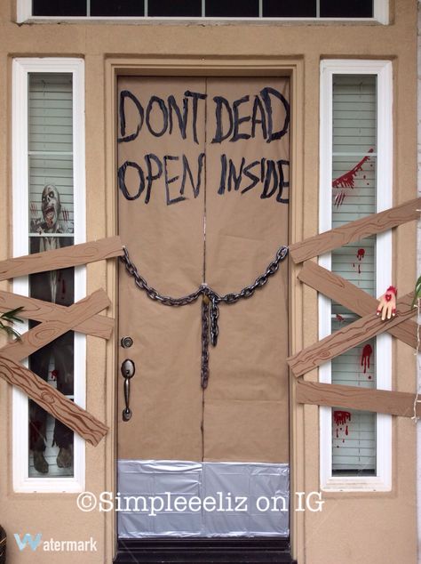 Walking Dead Party Theme Door. Zombie Party Must. Twd Halloween Decor, Twd Themed Party, Twd Birthday Party, The Walking Dead Birthday Party, Walking Dead Birthday Party, Zombie Themed Party, Walking Dead Birthday, Haunted Trail Ideas, Zombie Halloween Party