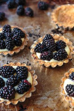 Brown Butter Tart Crust: melt butter in the oven for a fast, versatile tart crust with intense nutty flavor Cooking Websites, Butter Tart, Tart Crust, French Tart, French Dessert Recipes, Blackberry Recipes, Tarts Crust, Butter Tarts, French Dessert