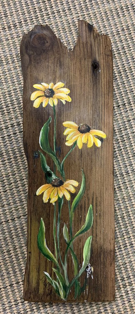 Paint Flowers On Wood, Art On Wooden Planks, Scrap Wood Painting Ideas, Wood Plank Painting Ideas, Paint On Wood Ideas, Painted Boards Ideas, Painted Pallets For Outside, Wood Board Painting Ideas, Painting On Wooden Planks