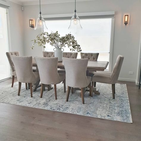 undefined Hamptons Dining Room, Hampton Living Room, Hamptons House Interior, Hamptons Dining Table, Hamptons Living Room, Dream Dining Room, House Dining Room, Dining Room Cozy, Dining Room Style