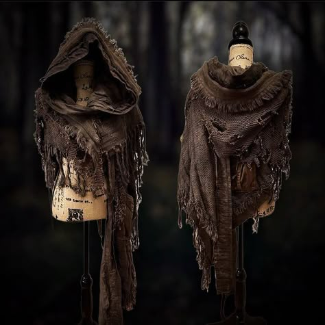 Swamp Aesthetic Clothes, Werewolf Outfit Aesthetic, Swamp Outfit, Ren Faire Outfits, Apocalyptic Clothing, Dystopian Fashion, Oc Outfit Ideas, Character Outfit Ideas, Apocalyptic Fashion