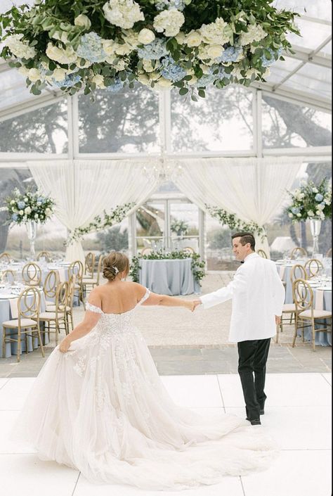 Wedding Venues South Carolina, Lowndes Grove Wedding, Baby Blue Weddings, Charleston Bride, French Chateau Wedding, Bride Floral, Light Blue Wedding, Greenhouse Wedding, Wedding Reception Inspiration