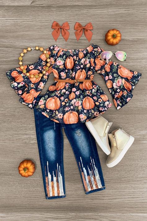 Let your little girl show off her cute style with this Pumpkin Floral Sequin Denim Pant Set. This bell sleeve top features a floral pumpkin print and is paired with matching denim jeans with sequin detailing. Shop this cute fall look today! Western Baby Clothes, Bell Sleeves Top, Sparkle In Pink, Floral Pumpkin, Spandex Pants, Baby Style, Braided Belt, Pumpkin Print, Girls Boutique