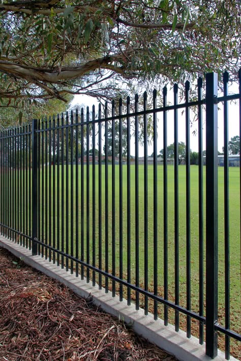 Squash Top Security Fencing 🚧 Add strength, style and security with Stratco Squash Top Security Fencing. Ideal for commercial and industrial properties, Squash Top Security Fencing features tough galvanised steel tubes with attractive pressed spear tops. Get your free fence quote 👉 bit.ly/stratco-quote #stratco #howto #fencing #security #fence #homeimprovement Security Fence Residential, Privacy Screen Fence Ideas, Screen Fence Ideas, Wooden Privacy Screen, Privacy Screen Ideas, Fence Landscaping Border Backyard Ideas, Steel Fencing, Security Fencing, Privacy Screen Fence